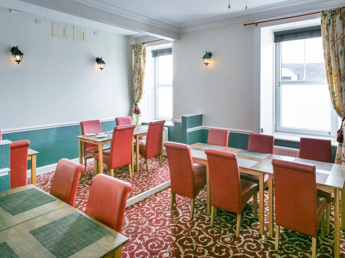 Oyo Lochinvar Hotel Glasgow Exterior photo